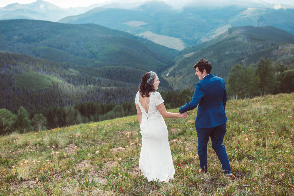 Mountaintop elopement in Colorado